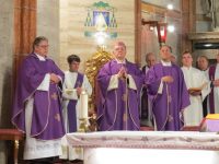 Izročitev pastoralnih načrtov 26. marca 2015 (Avtor: Škofija Celje) Izrocitev nacrtov mar2015 01
