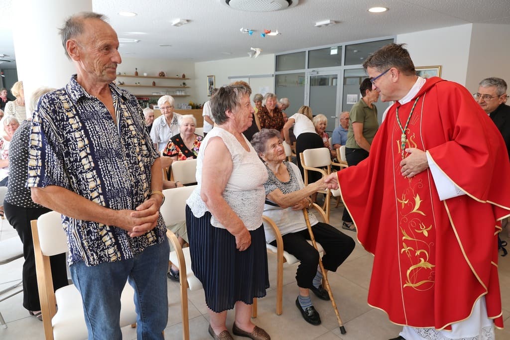 dom kozje nuncij 14 8 2025 (14) celjski škof Maksimilijan Matjaž