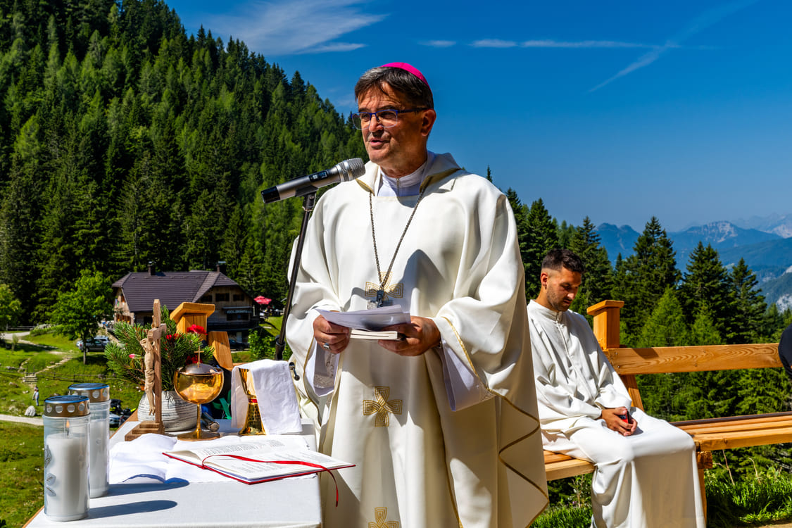 grohat 13 8 2025 (4) celjski škof Maksimilijan Matjaž