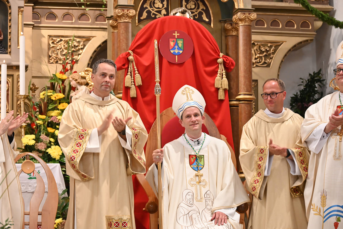 15 posvečenje škof Janez 14 9 2025 (23)