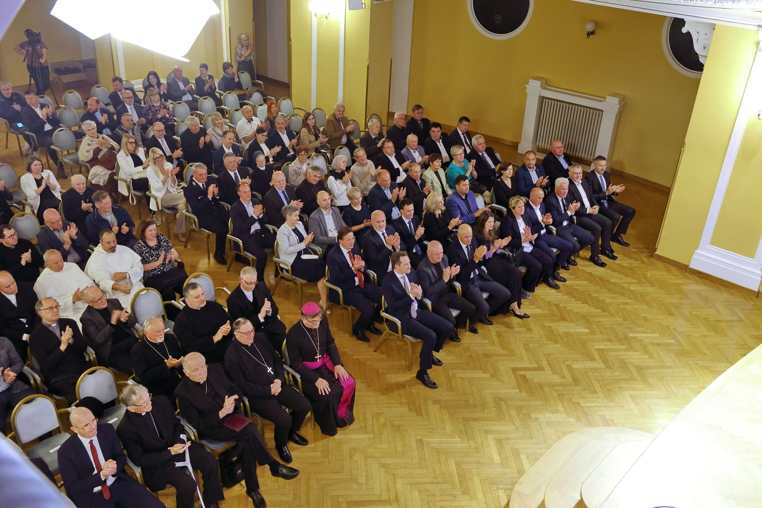 17 akademija 20 let 19 5 2026 (18)